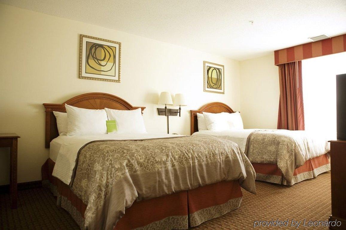 La Quinta & By Wyndham Spring Hotel The Woodlands