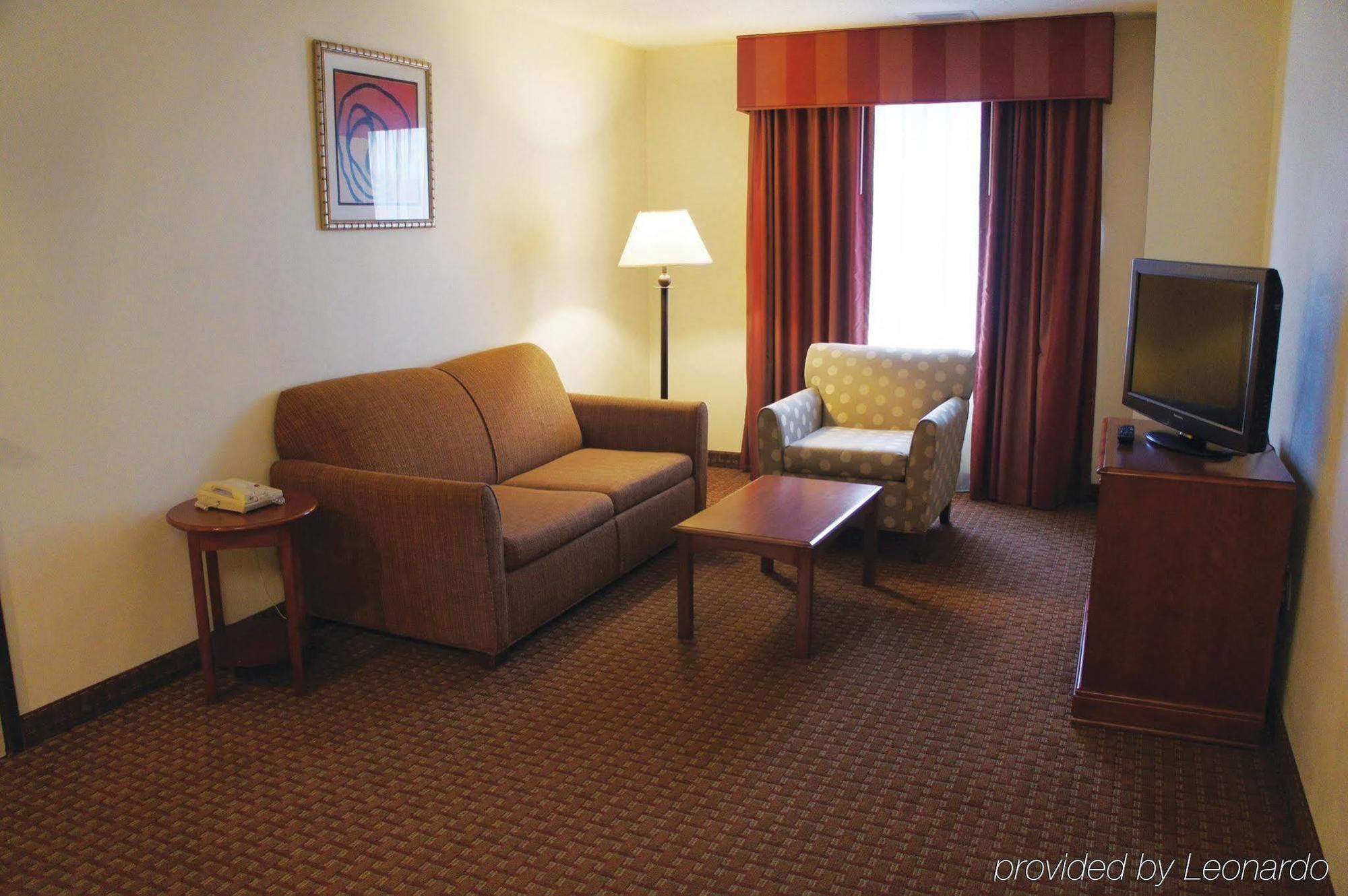 La Quinta & By Wyndham Spring The Woodlands